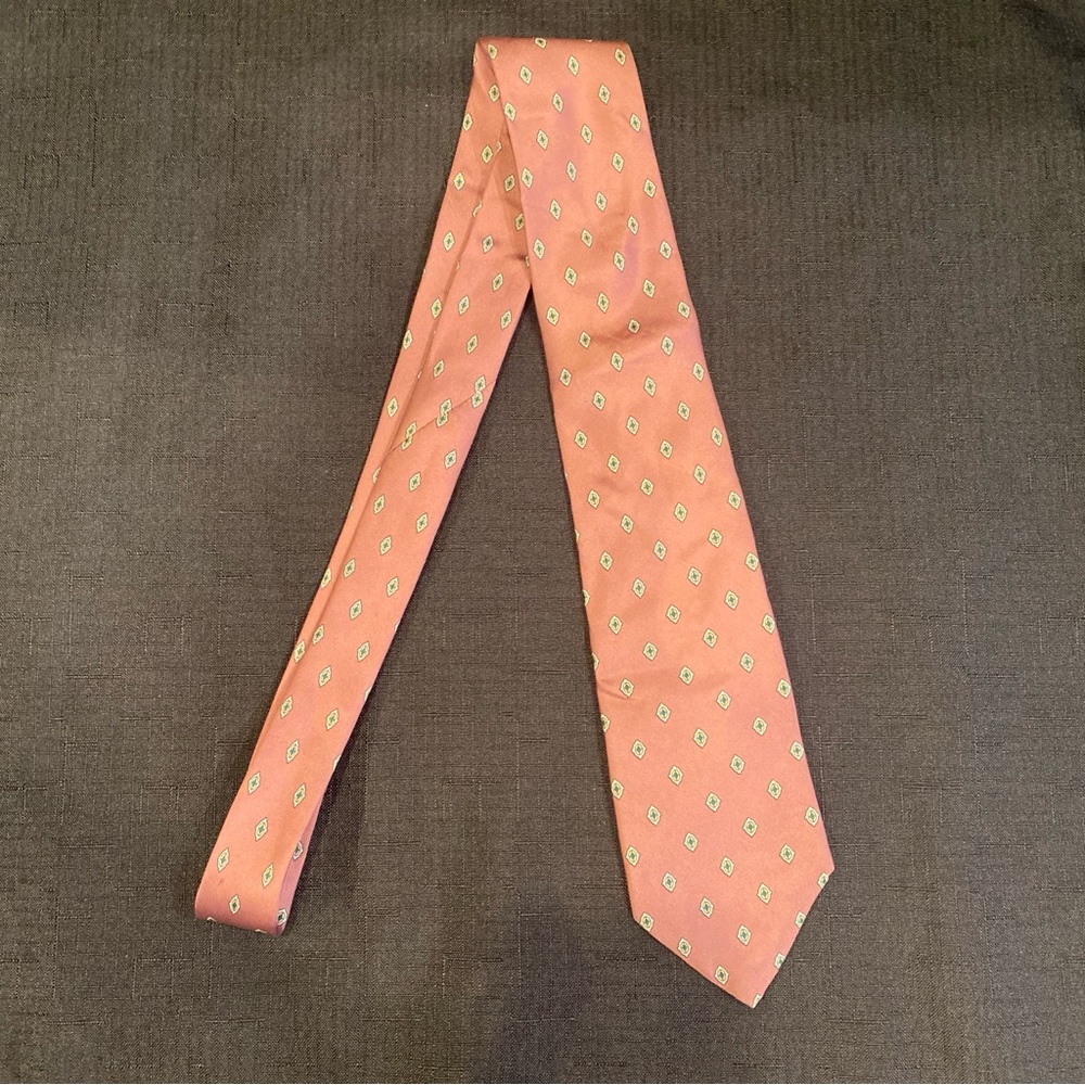 Saks Fifth Avenue Pink Geometric Men's Tie